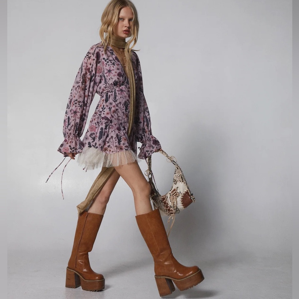 Free People Chunky Bratz Doll Chocolate Brown Leather Knee-High Platform Boots - Picture 8 of 16